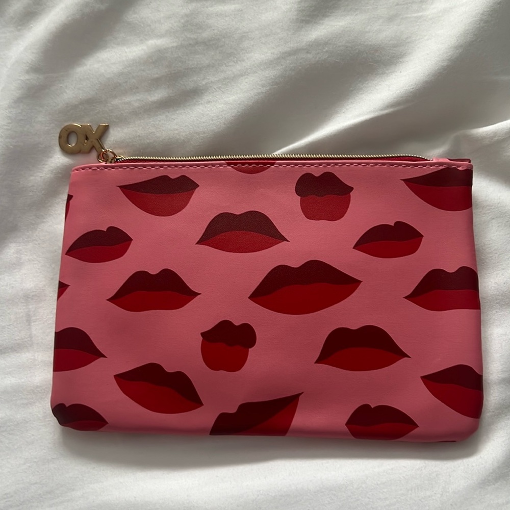 Ipsy Make Up Bag